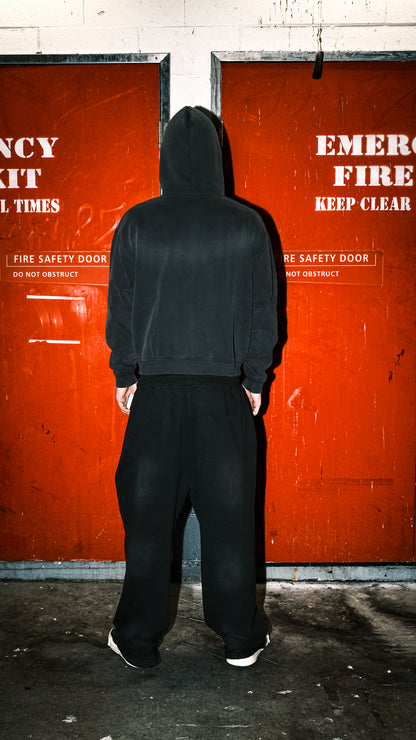 LOOSE FIT SWEAT PANTS